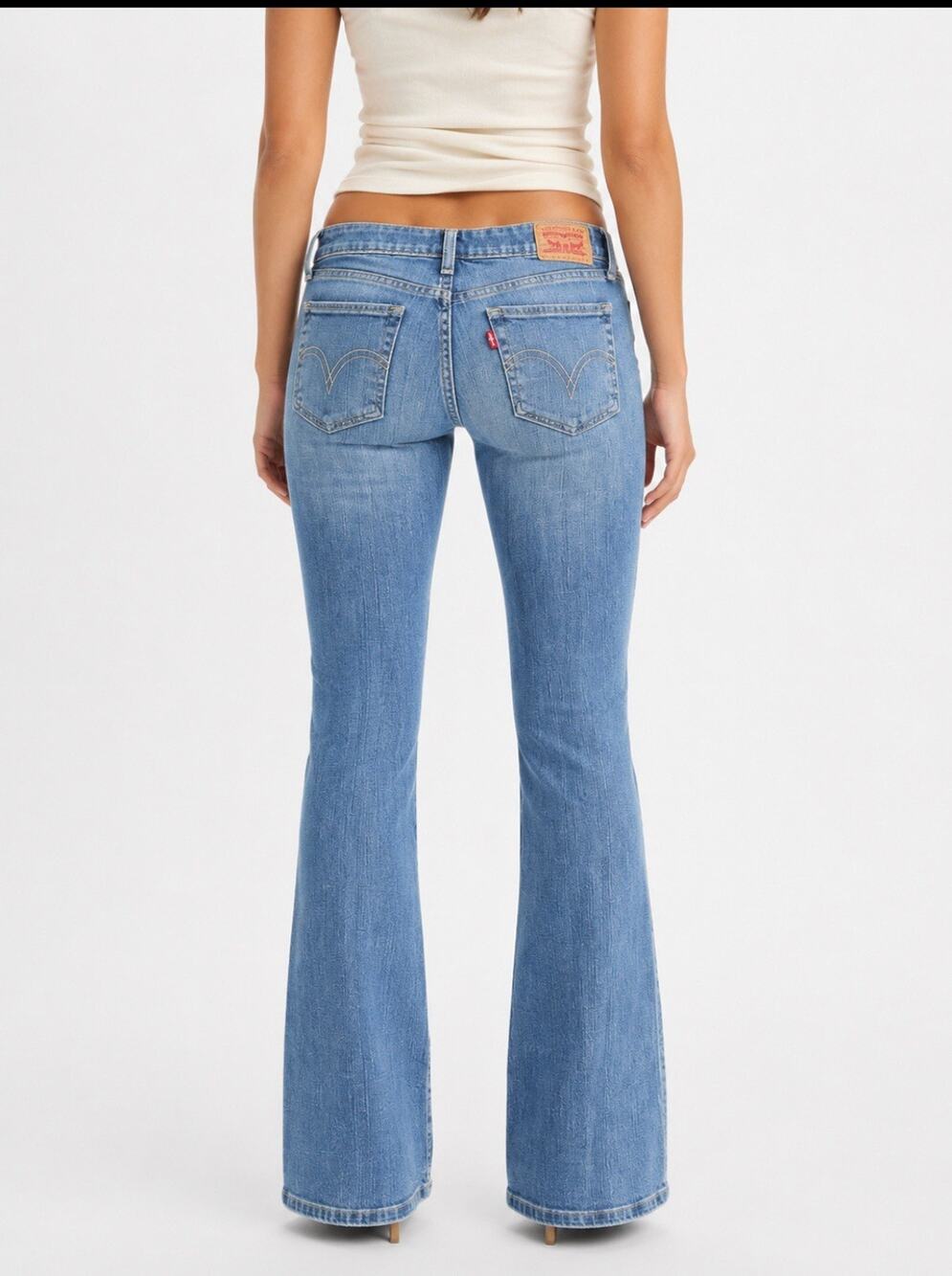 Y2K Indie Sleaze 2000s Levis Superlow 518 Bootcut Jeans sz 6S short Medium Wash